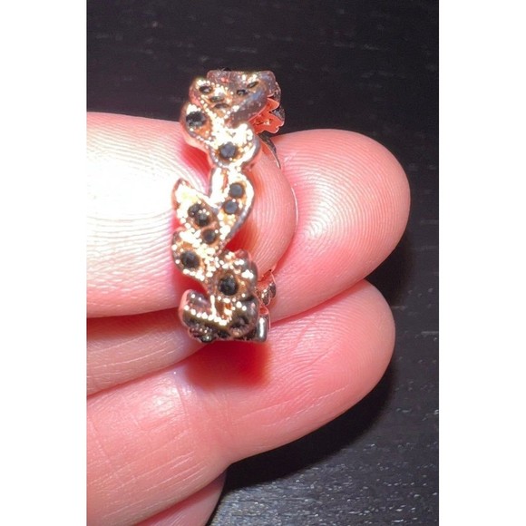 Dainty, filigree black zircon size 7 ring - Picture 5 of 5